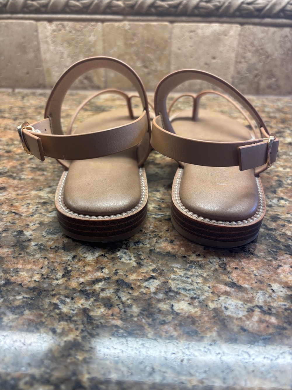 Cushionnaire Women's Tan Slingback Sandals - 6M - Picture 3 of 5